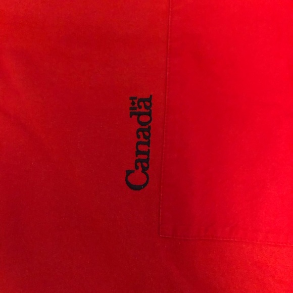 Red Canada Crewneck - Picture 2 of 4